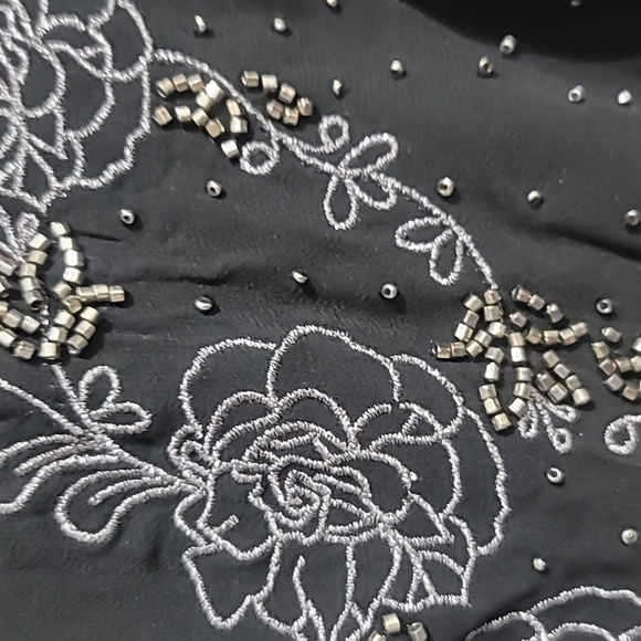 Embroidered tank top - Picture 7 of 7